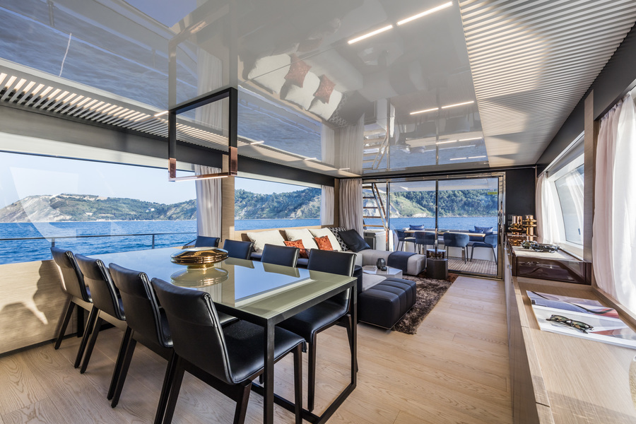 ANG-Yachts-Ferretti-780-Intérieur